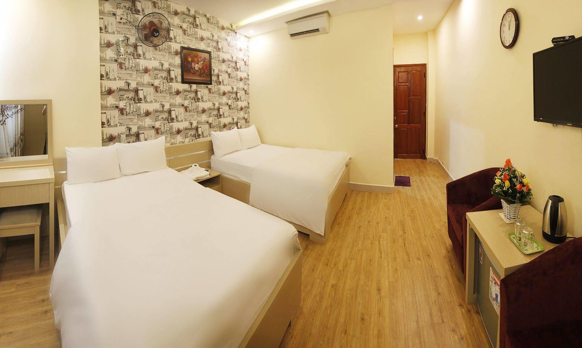 Tuan Phong Hotel Da Nang Bagian luar foto